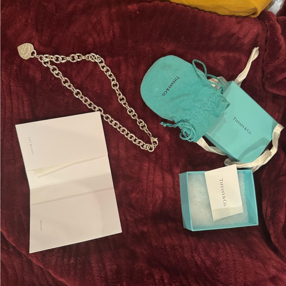 Tiffany & Co. Silver Chunky Chain Heart Tag Necklace - Turquoise Pouch